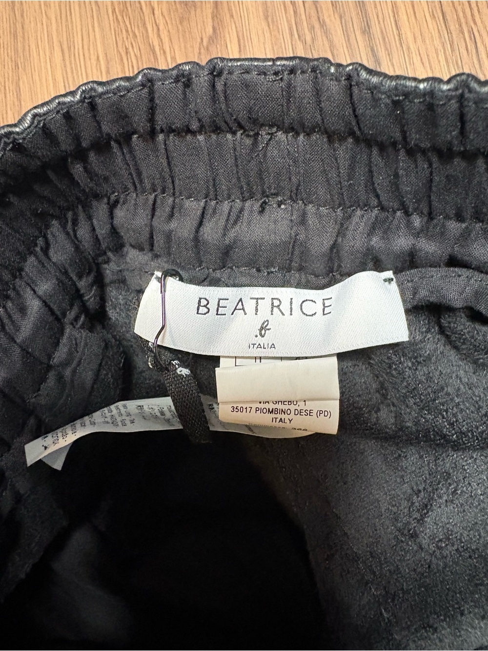 NWT Beatrice .b Faux Leather Black Long Shorts - Picture 6 of 10